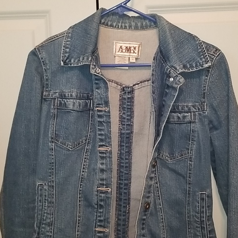 DENIM JACKET